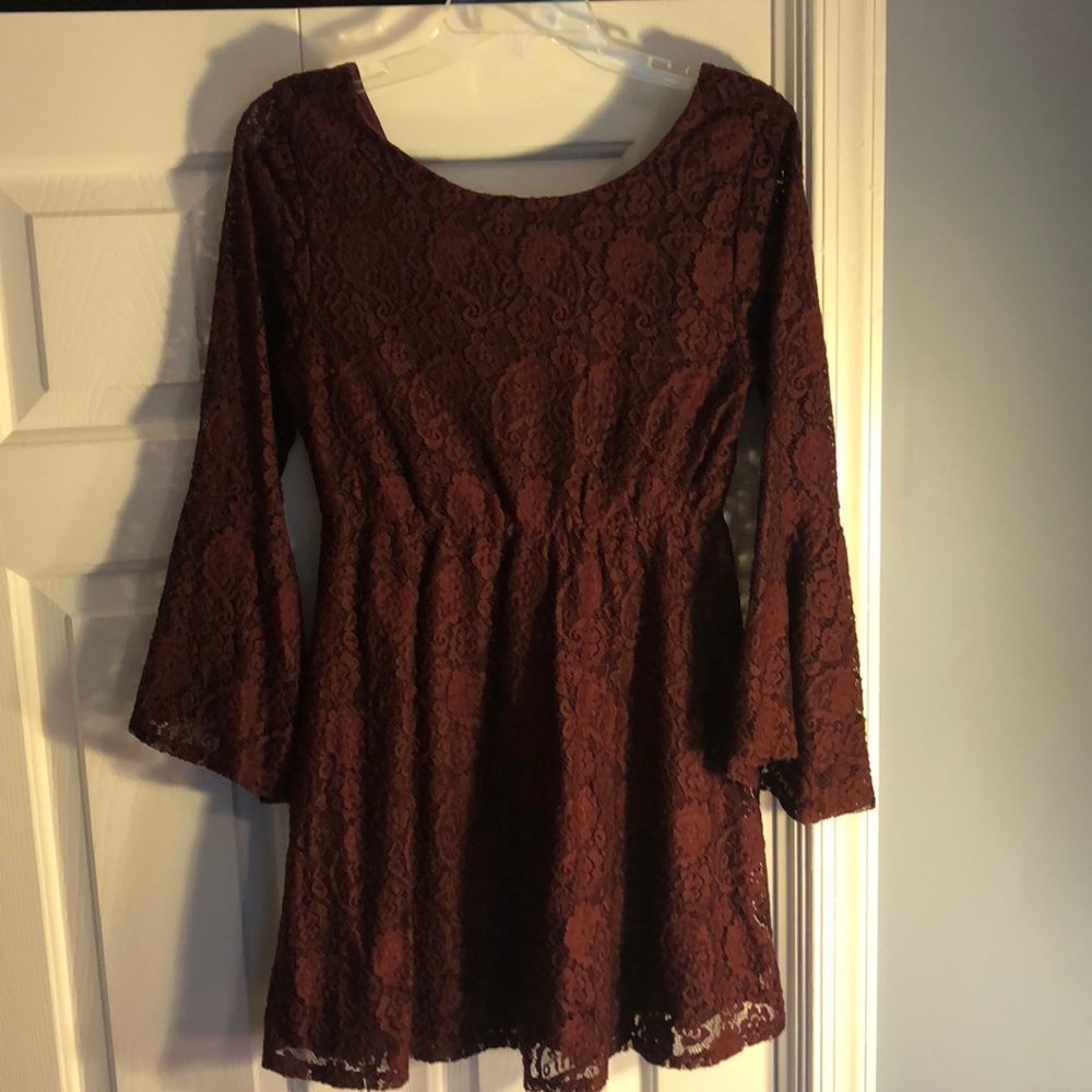 Maroon lacy dress with flare sleeves